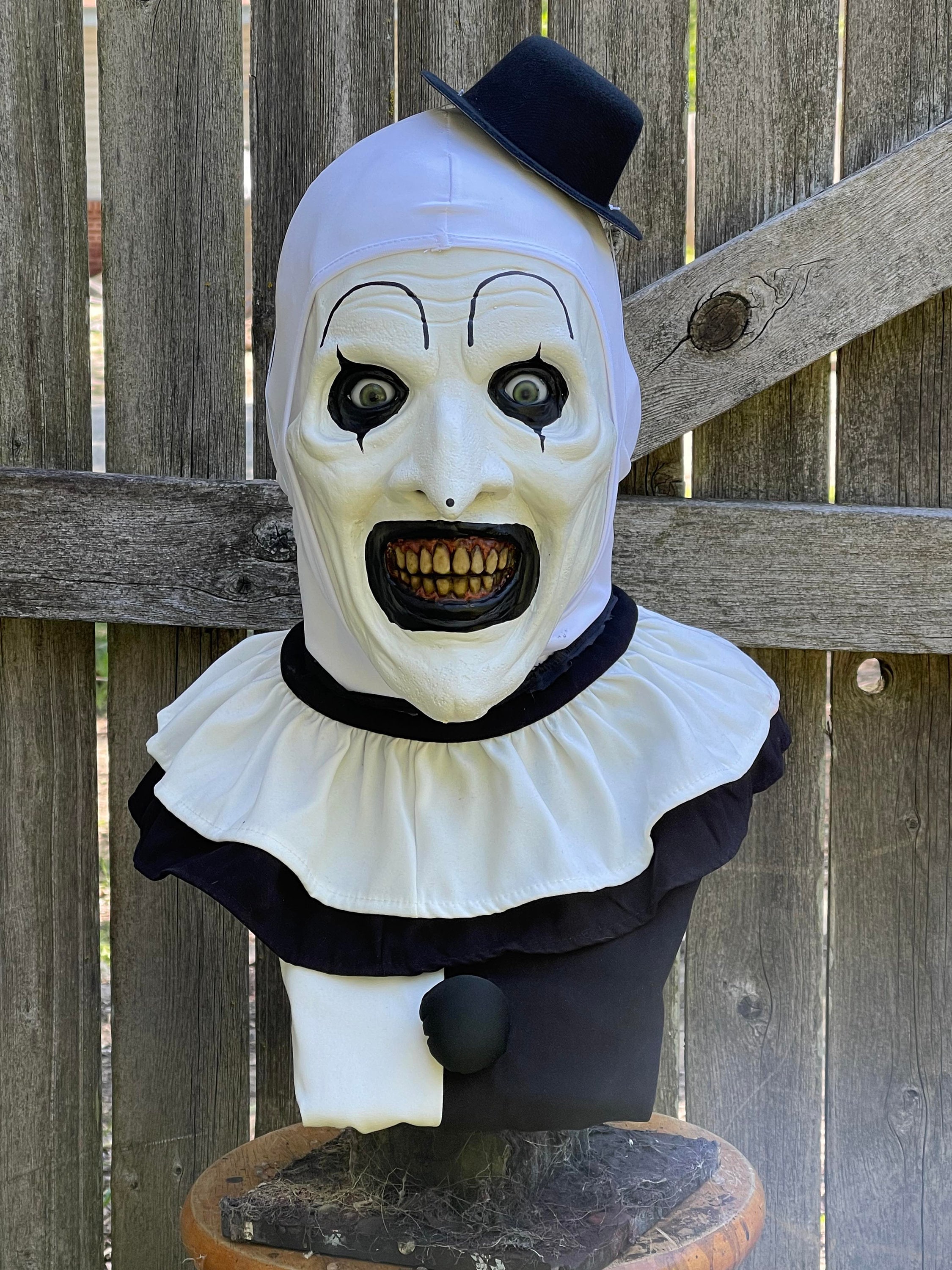Display Stand for Halloween Masks