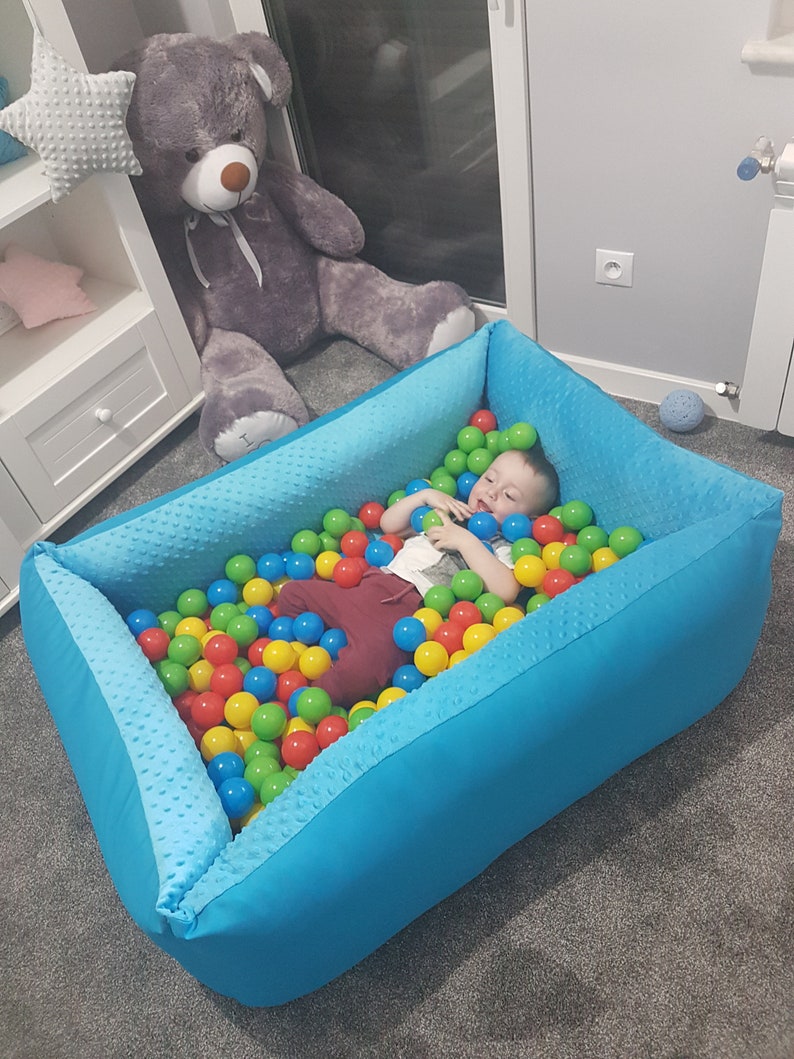Bällebad Ballpool Kugelbad Kinder Bällchenpool 200 Bällen Minky NEU 2018
