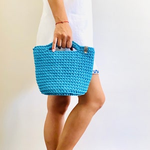 Handmade Crochet Tote Bag: Turquoise Made with Sustainable Rope, Minimalist Style