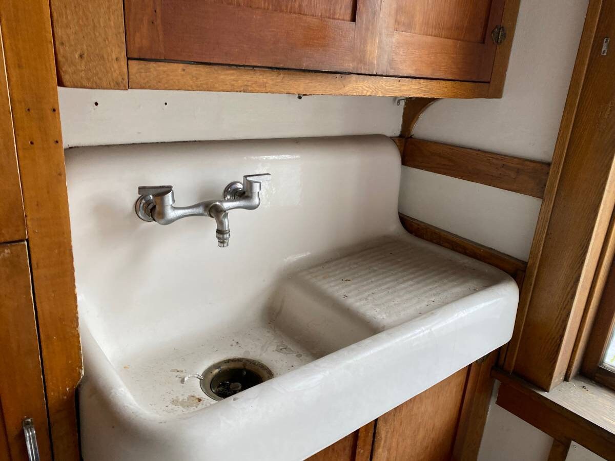 Antique Drainboard Farmhouse Apron Sink w/ Faucet Etsy