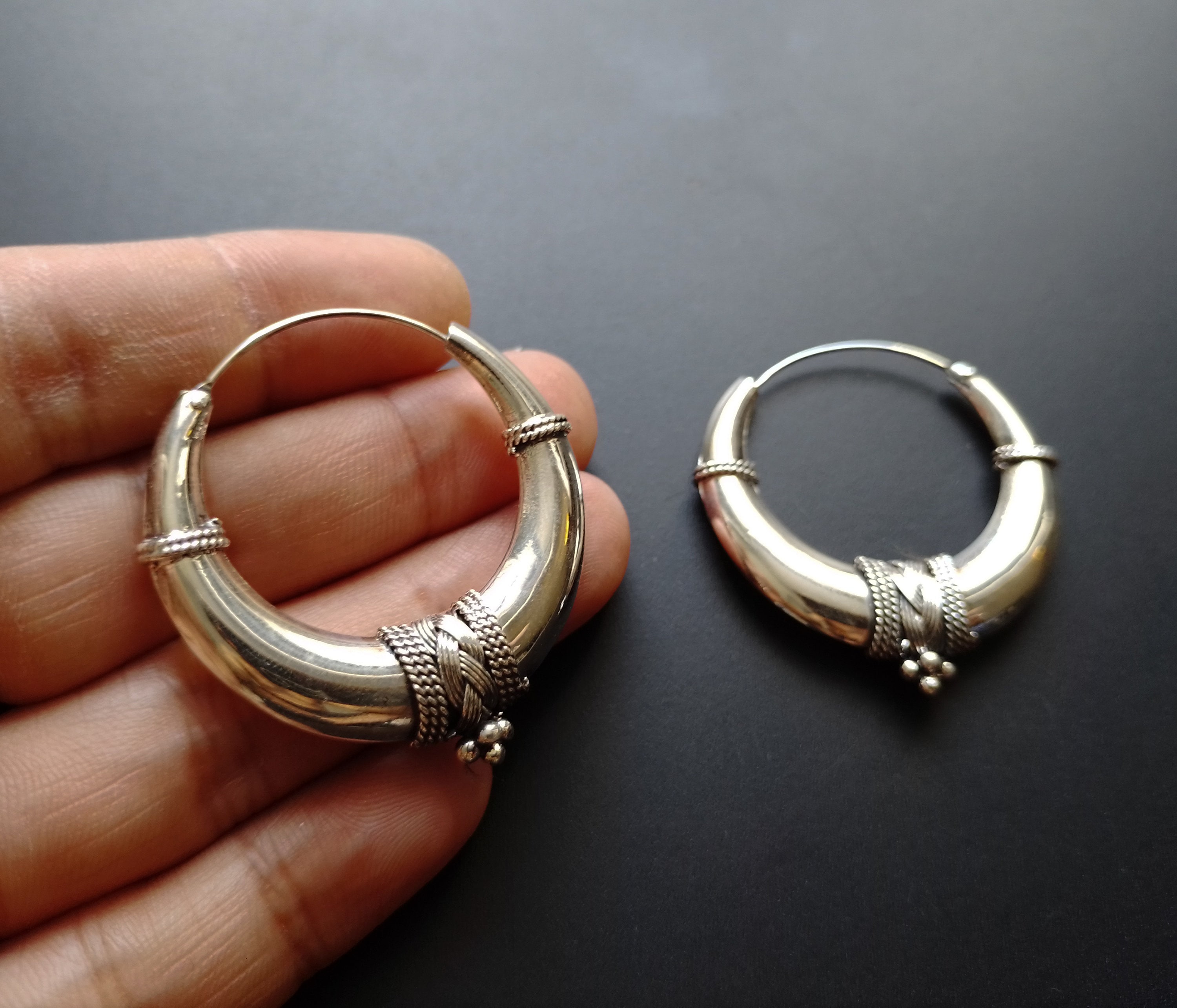 SILVER925 TRIVAL HOOP EARRINGS /シルバー/ピアス Amazon.com: Charmsy 925 Sterling Silver Bali Small Hoop