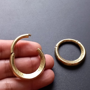 Minimalistisch design messing oorgewichten - 4 mm - 6 gauge - Body modification - Unisex - Rekbare oren - Industriële sieraden - Alternatieve sieraden - Nieuwe collectie