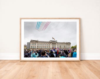 RAF Red Arrows Fly Over Buckingham Palace Photo Print: Military Aviation Wall Art