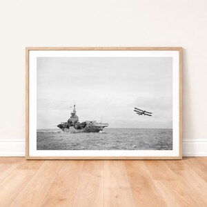 Lotniskowiec klasy HMS Formidable Illustrious – wydruk fotograficzny: Royal Navy Photography Wall Art