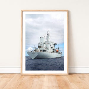 HMS Scott Hydrografisch vaartuig fotoprint: Royal Navy oorlogsschip fotografie kunst aan de muur