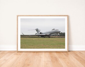 Stampa fotografica dell'atterraggio di un aereo RAF Sentinel: fotografia di aviazione militare da appendere al muro.