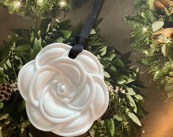 Handmade Camelia Plaster Ornament: Organic Scented Air Freshener