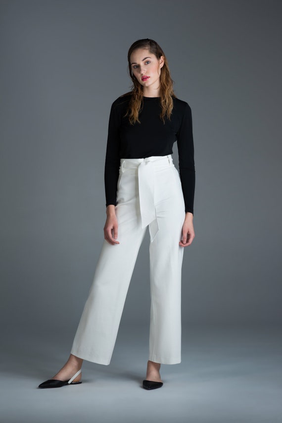 high waisted white pants outfit