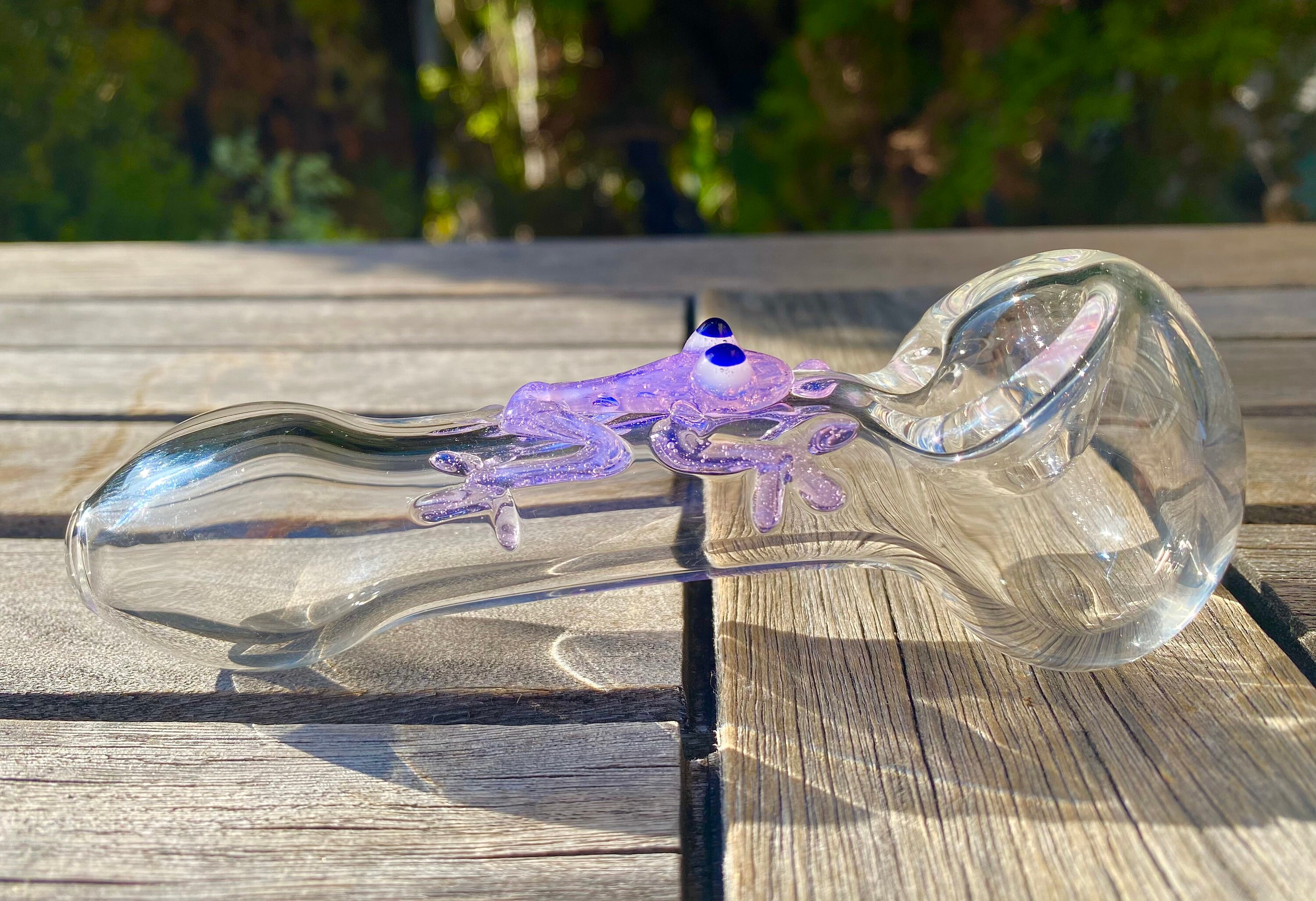 Tobacco Glass Pipe pink Slime Frog On Top (handmade)