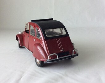 Solido 1966 Citroen 2CV Diecast 1:17 Made in France