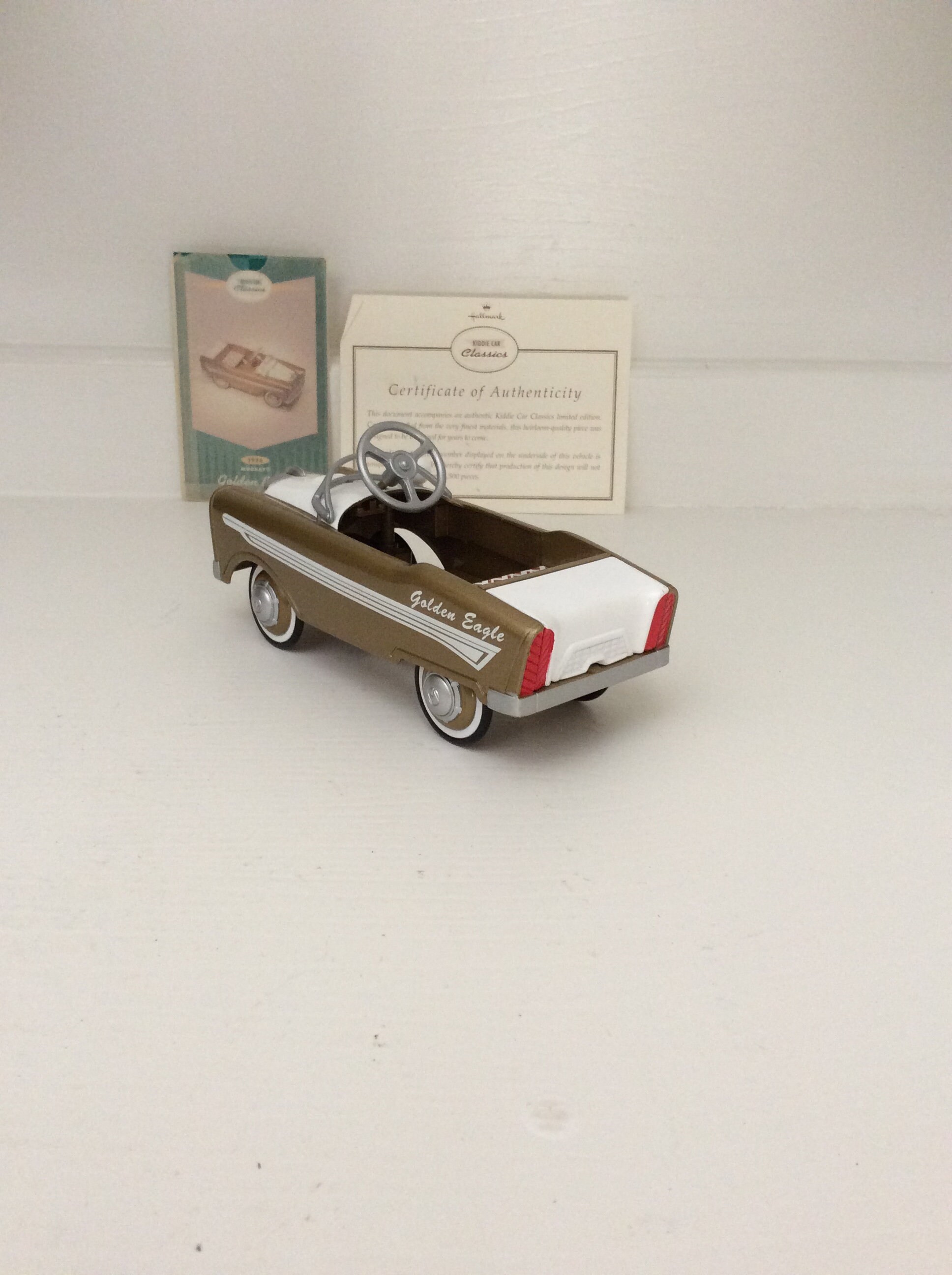Kiddie Car Classics 1956 Murray Golden Eagle Die Cast Peddle Car