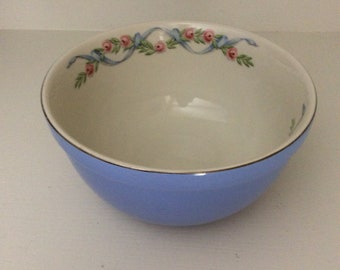 Vintage Hall Superior Quality Wildfire Pattern 7” Mixing Bowl