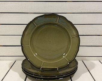 La Mancha Green Dinner Plates by Poppytrail Set of 4 Made in USA Replacement Discontinued VintageFindsFound California