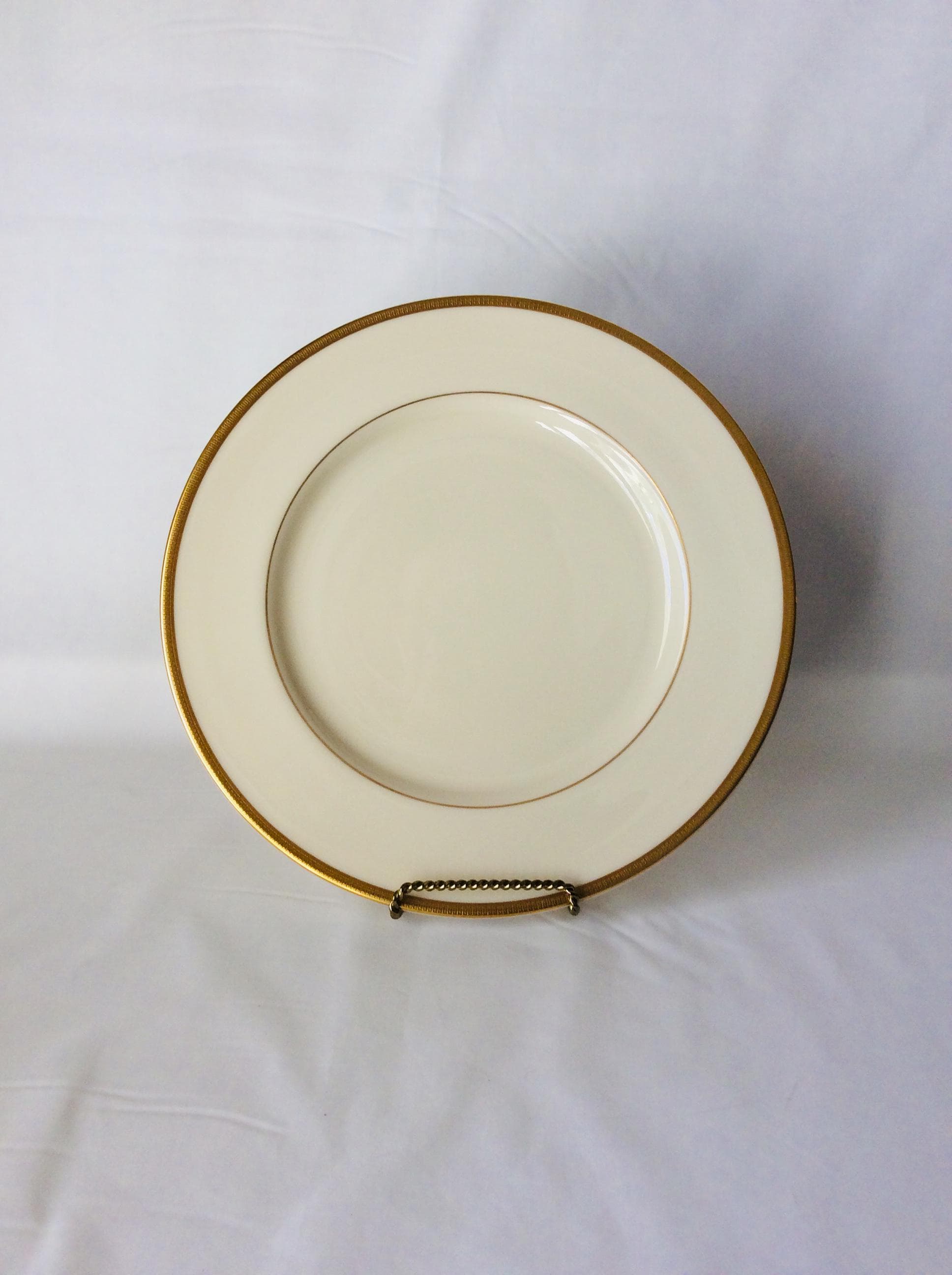USA製　LENOX TUXEDO 21cmプレート5枚　レノックス　タキシード Amazon.com | Lenox Dinner Plate Tuxedo Platinum, Ivory