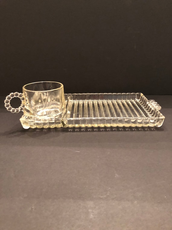 Hazel Atlas #1305 Snack, Sip and Smoke Clear Glass Tray With