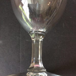 Set of 2 Vintage Heineken Lady Stemmed Beer Glasses VintageFindsFound bild 7