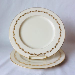 Juego de 2 platos para cena Golden Wreath de Lenox, fabricados en EE. UU., de repuesto, de porcelana marfil retirada, con borde dorado y laurel dorado VintageFindsFound