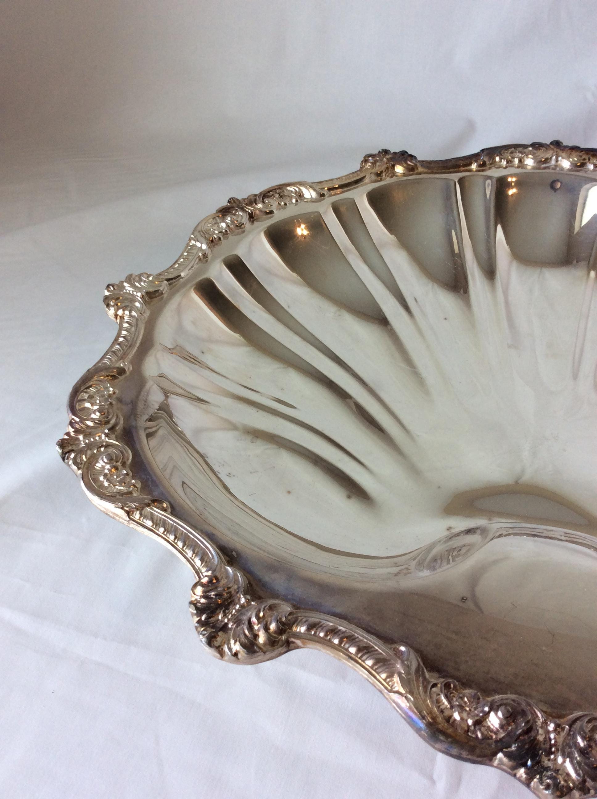 Poole Silver Old English Silverplate Center Piece Bowl Shell Shape