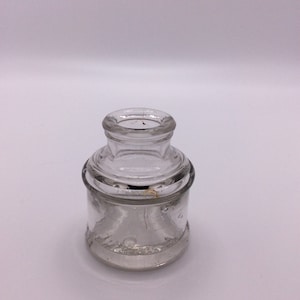 Bottiglia di inchiostro Sanford in vetro trasparente realizzata negli USA VintageFindsFound Tappo in sughero in rilievo sul fondo Contenitore arrotondato da 2 1/4"