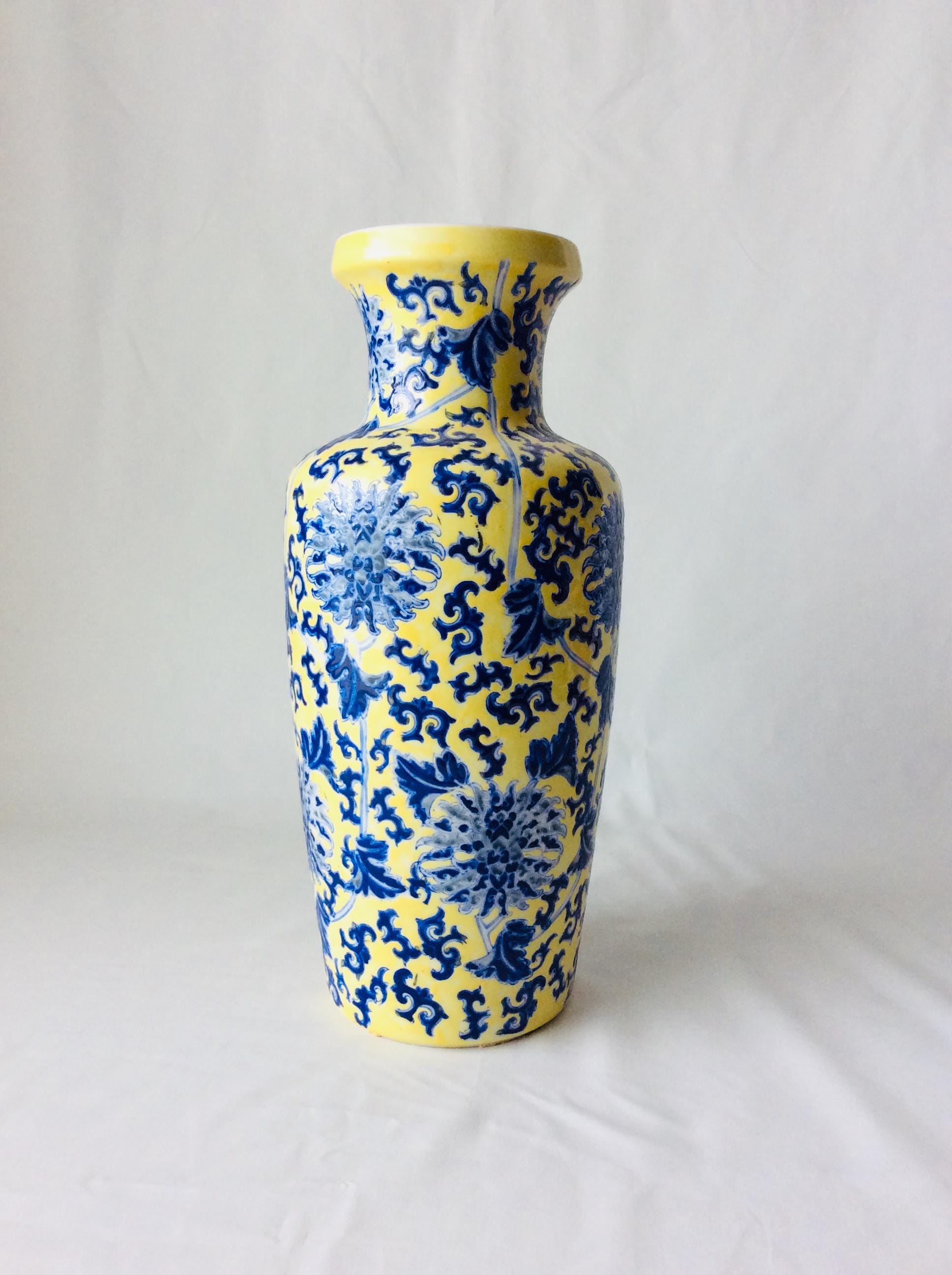 Guerin 花瓶 青色 金色装飾　アンティーク　ヴィンテージ　1686年 アンドレア ブルー＆イエロー 12 3/4インチ 高さ花瓶 日本製磁器 香港