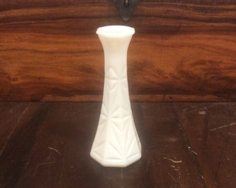 Hoosier Milk Glass Bud Vase 4063B Made in USA Replacement Vintage Discontinued VintageFindsFound Farmhouse Decor Nautical Decor