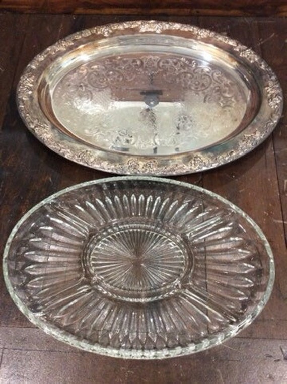 Newport by Gorham YB1668 Silver Plate Tray With Glass Relish