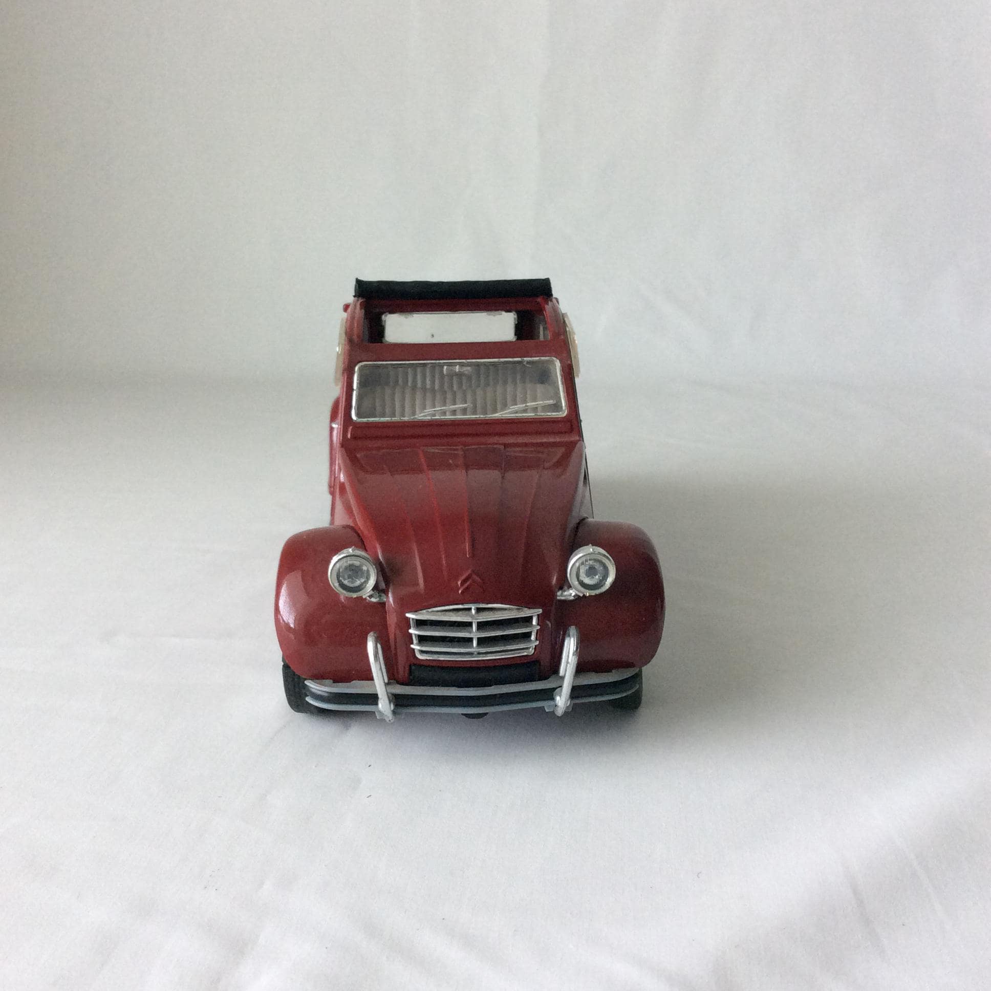 Solido 1966 Citroen 2CV Diecast 1:17 Made in France