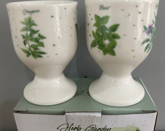 Herb Garden floral Egg Cup Pair 2 Boiled Eggcups Boxed Dining Decor