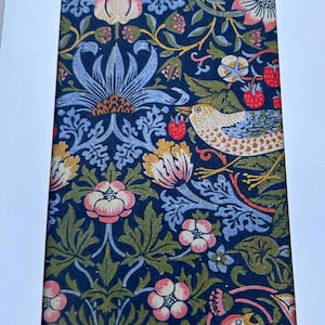 V & A Strawberry Thief Tissue Paper x 4 V & A Strawberry Thief Tissue Paper x 4
