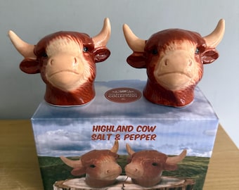 Highland Cow Salt and Pepper shaker Cruet set Boxed Dining Decor cows