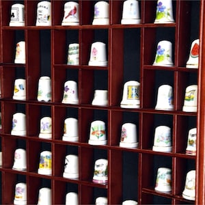 100 Opening Thimble / Small Miniature Display Case Cabinet Holder Wall ...