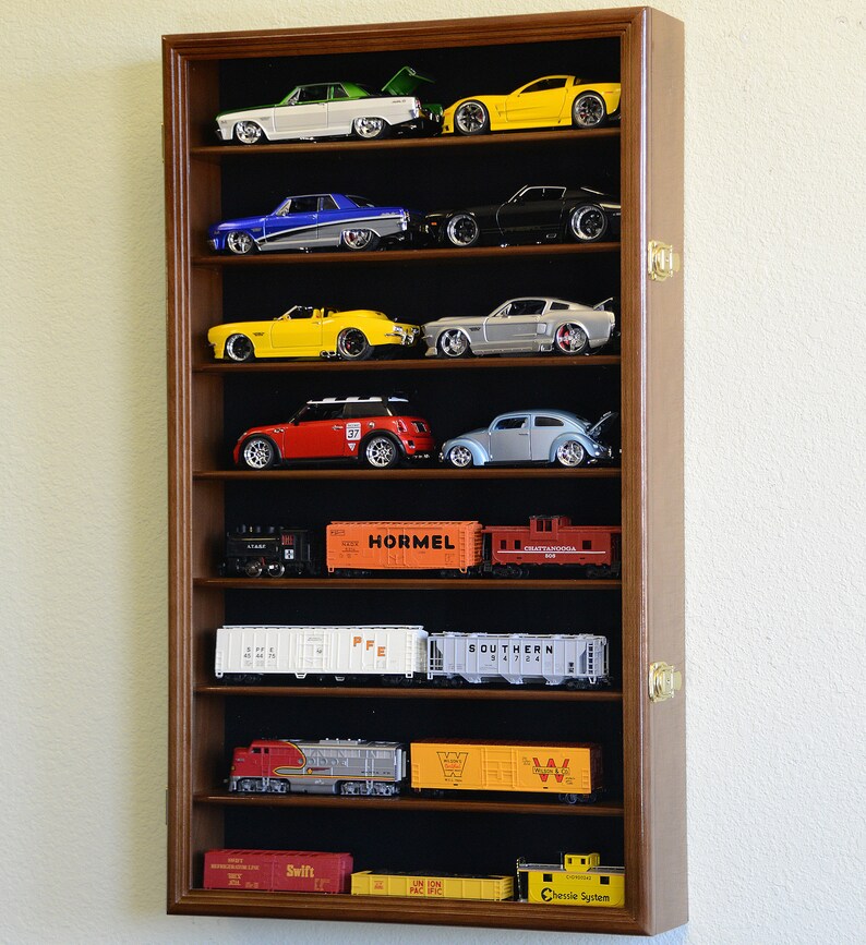 Large 1/24 Scale Diecast Model 16 Car Display Case