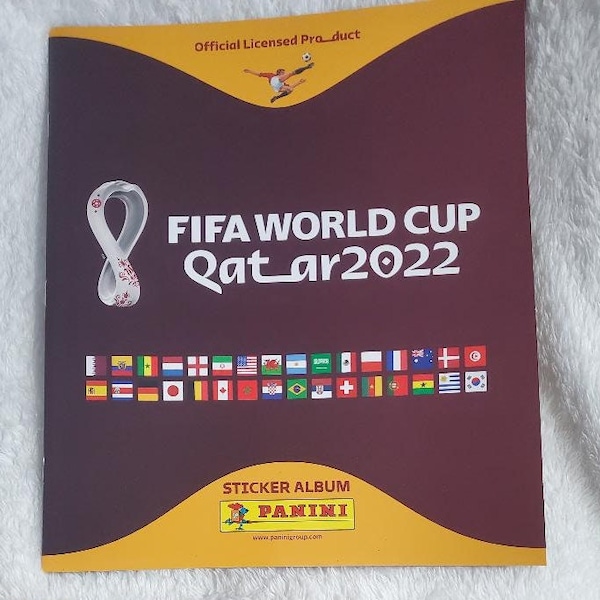 Panini world cup stickers latin version orange FWC 1-18 Qatar Ecuador choose any