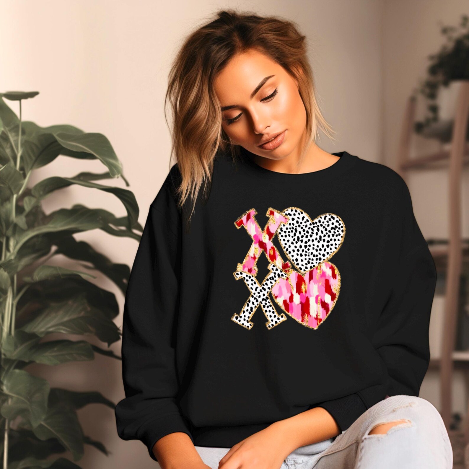 XO XO Valentine Sweatshirt, Valentine Tshirt, Gift for Her, Heart