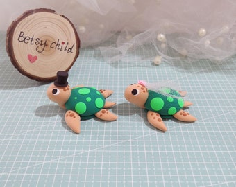 bride and groom Turtle wedding cake topper, handmade Polymer clay turtle, turtle decor for girls room