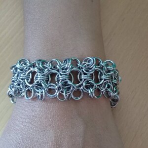 Chainmaille-armband, roestvrij staal, handgemaakte maliën, statementarmband, mix geweven maliën, eiken armband