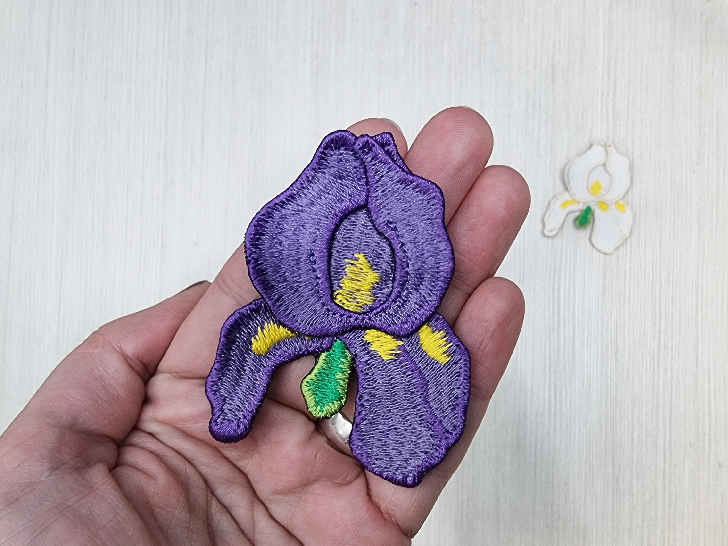 Iris Flower Patch, Flower Applique, Embroidered Iris Decoration, Nature Gift, Pink Patch, Sewed on Patch, Embroidered Emblem