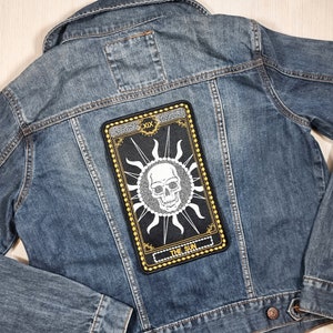 Stor Tarotlapp, Solkortet, Broderad Pagan Applikation