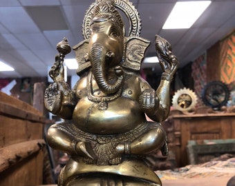 Vintage Ganesha Seated on Conch Shell, Vintage Brass Statue, Good luck, Altar Divine Old World Decor Sculpture