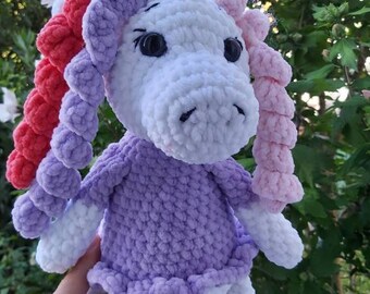 Licorne au crochet ,peluches Licorne Personnalisé/peluches personnalisé/peluches en crochet, Licorne décoration de chambre