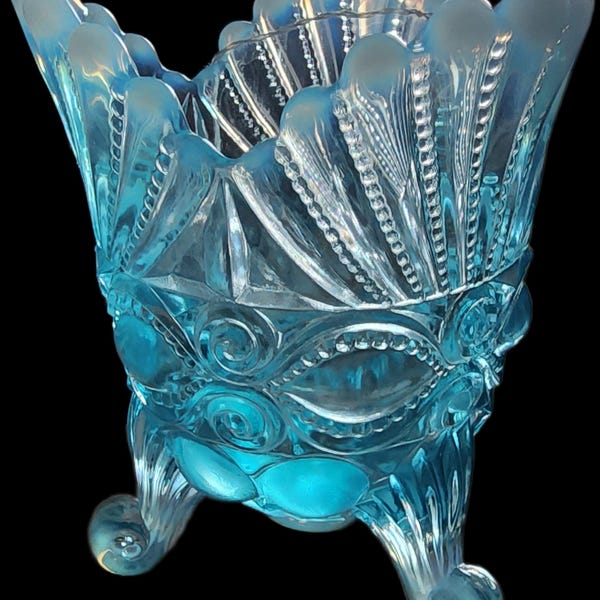 Mosser Blue Opalescent Eye Winker Pattern Spooner