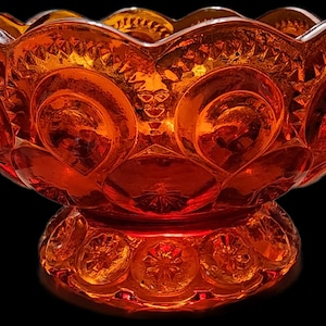 Vintage LE Smith Moon and Star Amberina Pedestal Footed Dish. Excellent condition.