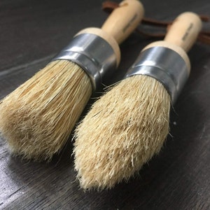 Detail Chalk & Wax Paint Brush Set | Stencil Brushes | Natural Boar Hair Bristles | 2 Brush Kit | Small and Delicate Furniture Application
