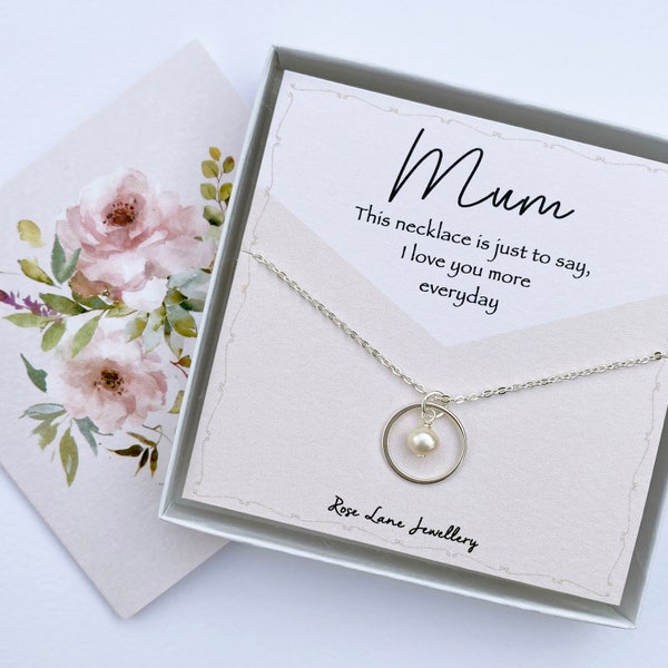 Mum special necklace, silver and pearl necklace for mum, mother's day necklace, gift necklace for mum, boxed silver mum necklace.