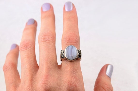 Modern Sterling Silver Ring w/ Striated Purple-Gr… - image 2