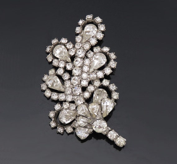 1950s Vintage Costume Jewelry Diamond Rhinestone Leaf/flower Form