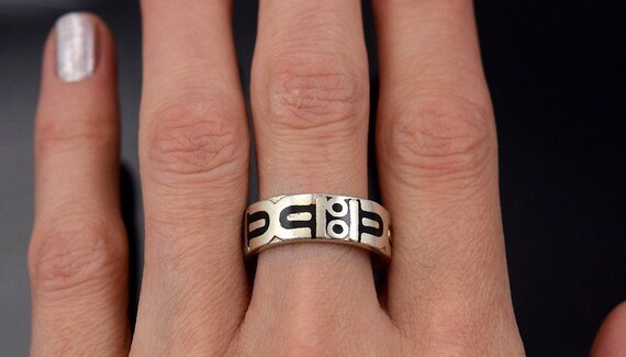 Vintage Mexican Sterling Silver Black Enamel Tribal Abstract