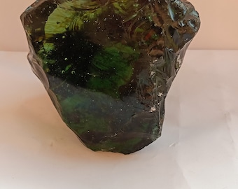 黄緑色のアンダラ火山クリスタルガラス原石 2.5kg - Etsy 日本