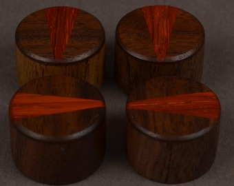 Handgefertigte Gitarrenknöpfe