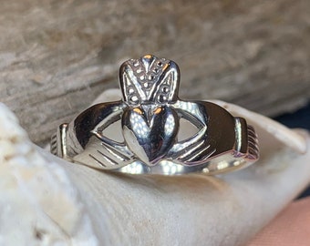 Claddagh Ring, Celtic Jewelry, Irish Jewelry, Celtic Knot Jewelry, Ireland Ring, Irish Dance Gift, Anniversary Gift, Bridal Jewelry